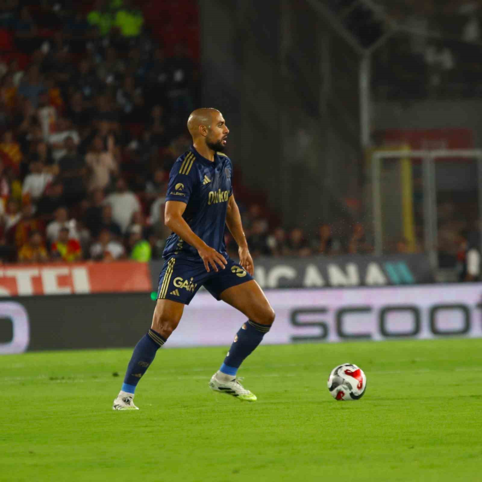 Trendyol Süper Lig: Göztepe: 0 - Fenerbahçe: 0 (Maç devam ediyor)
