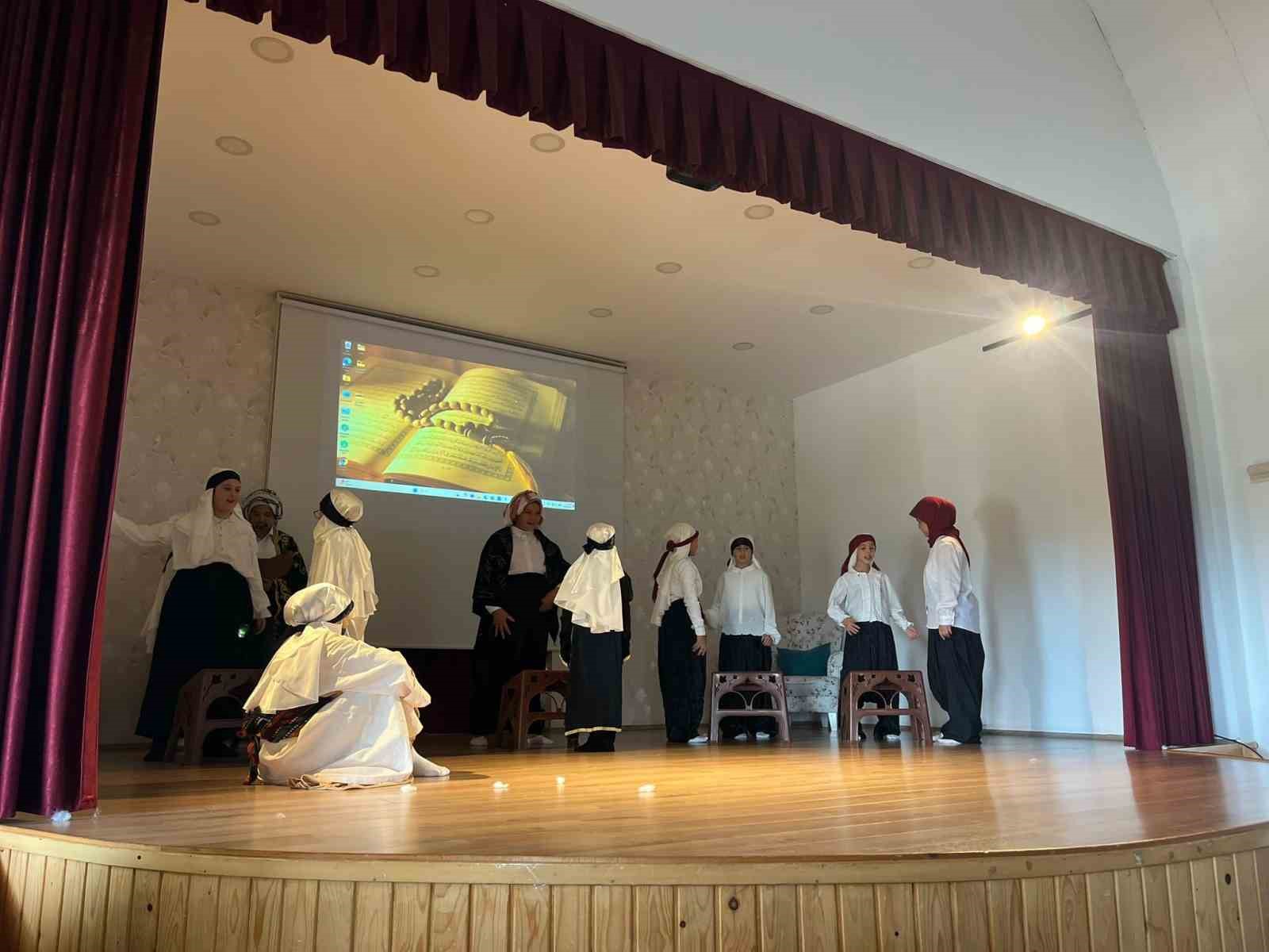 Kur’an kursları kapanış programı düzenlendi