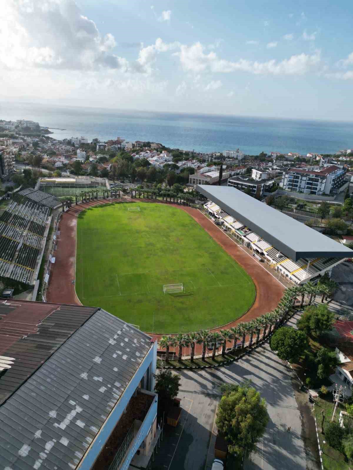 Kuşadasıspor Bölgesel Amatör Lig’e iddialı başlıyor