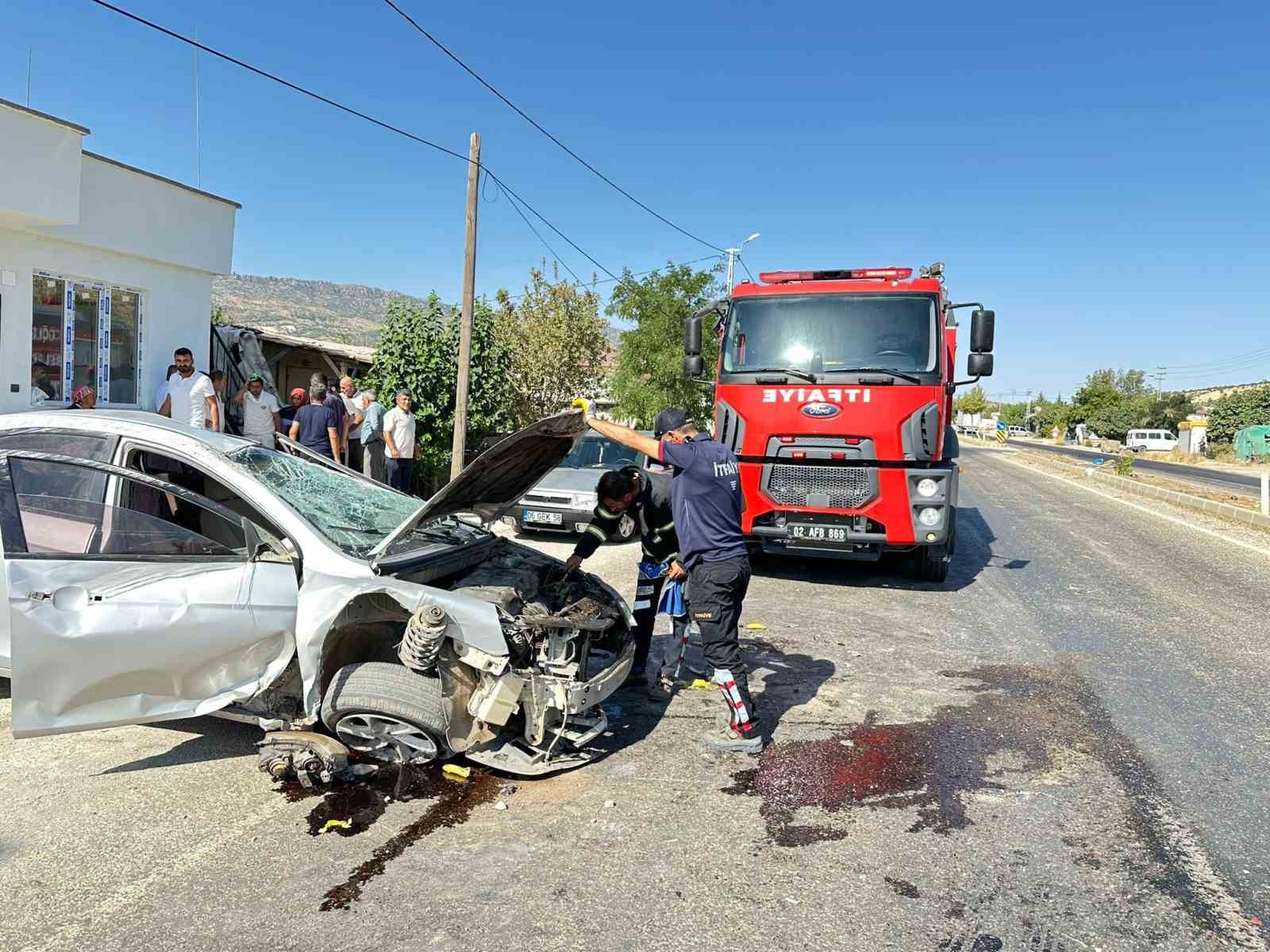Takla atan otomobilin sürücüsü yaralandı