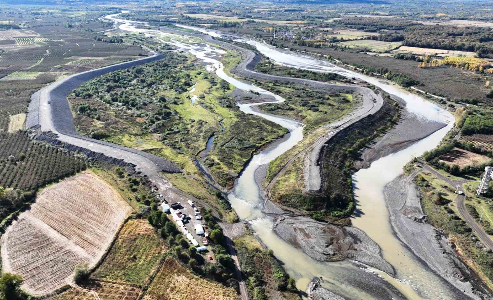 Samsun&rsquo;da akarsular doğal afetlere karşı hazır hale getiriliyor
