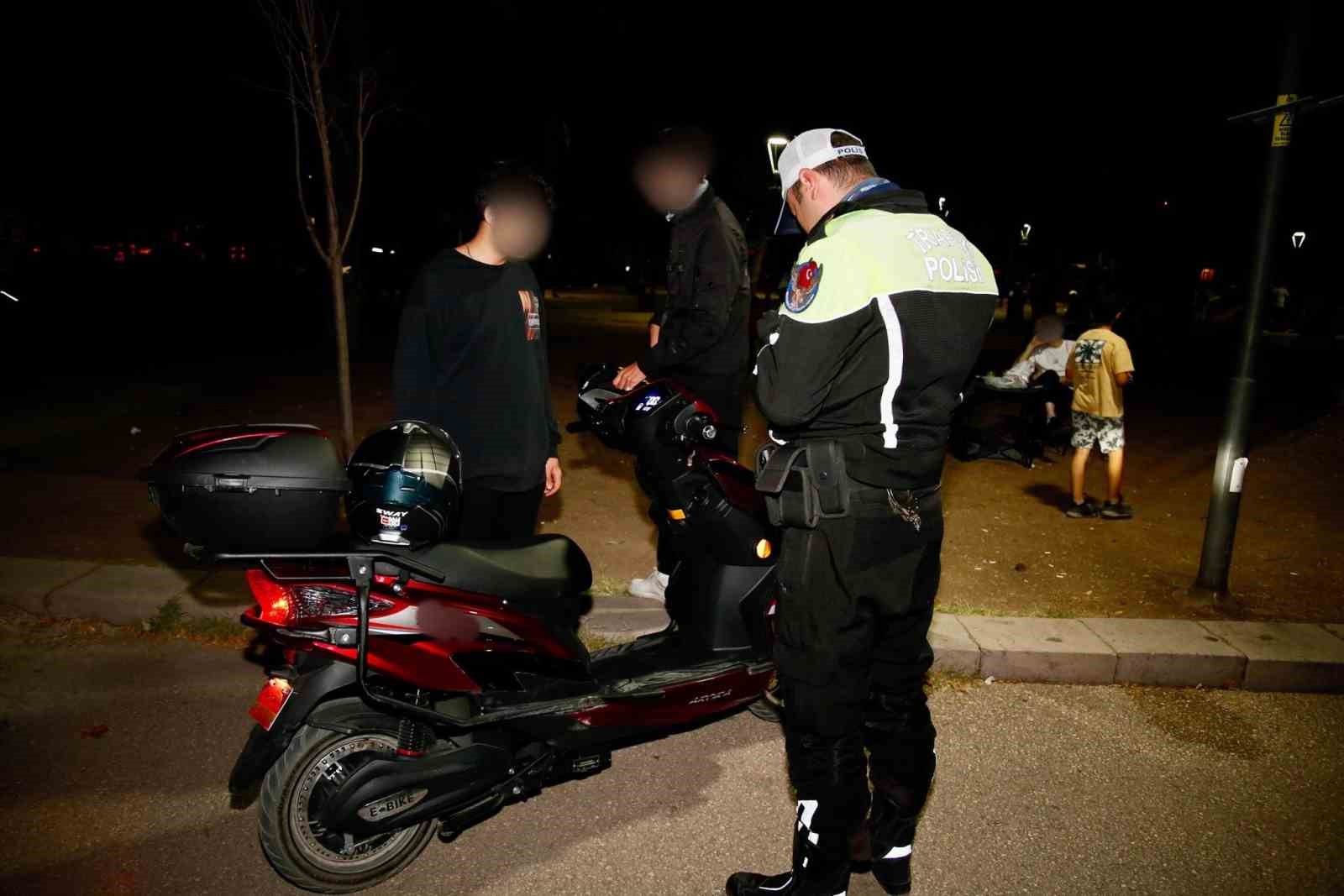 Polis ekiplerinden geniş kapsamlı uygulama
