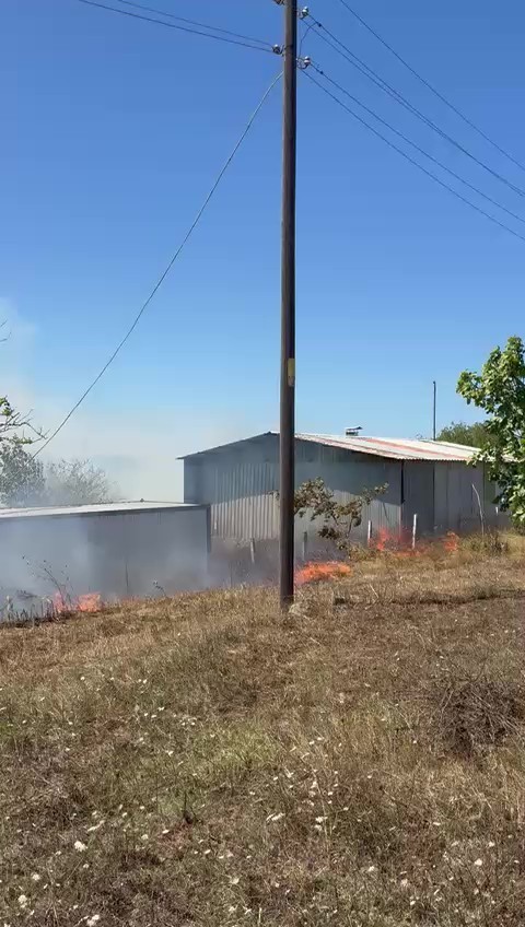 Karm&uuml;rsel&rsquo;den sonra Kandıra&rsquo;da da yangın başladı

