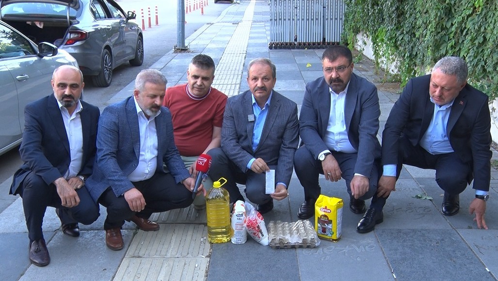 Sağlık-Sen&rsquo;den bin liralık taban aylığı teklifine tepki
