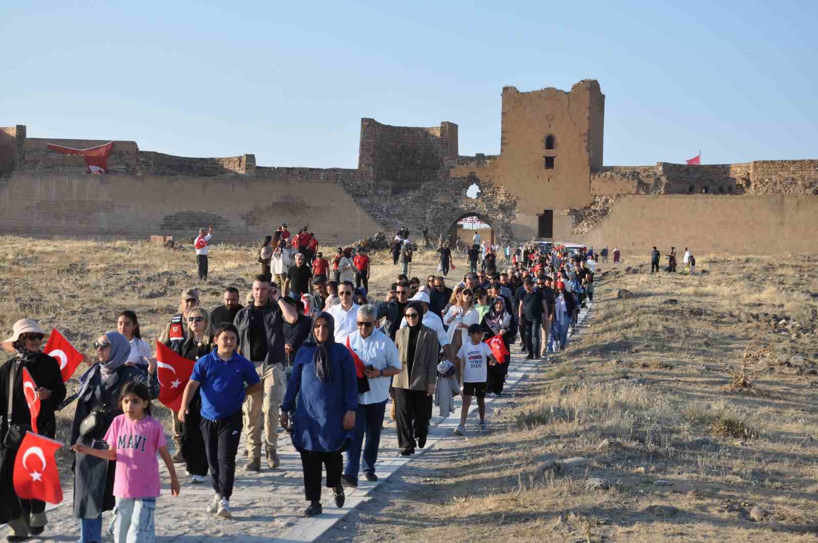 Kars Ani&rsquo;de fetih coşkusu
