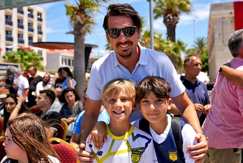 Alaçatıspor ilk kez basketbol ligine katılıyor