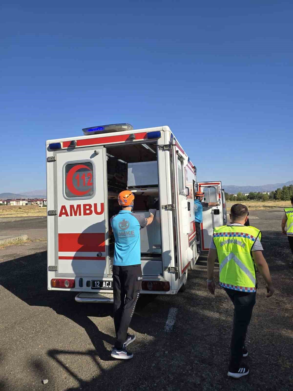 Bingöl’de zehirlenen şahıslar için ekipler seferber oldu