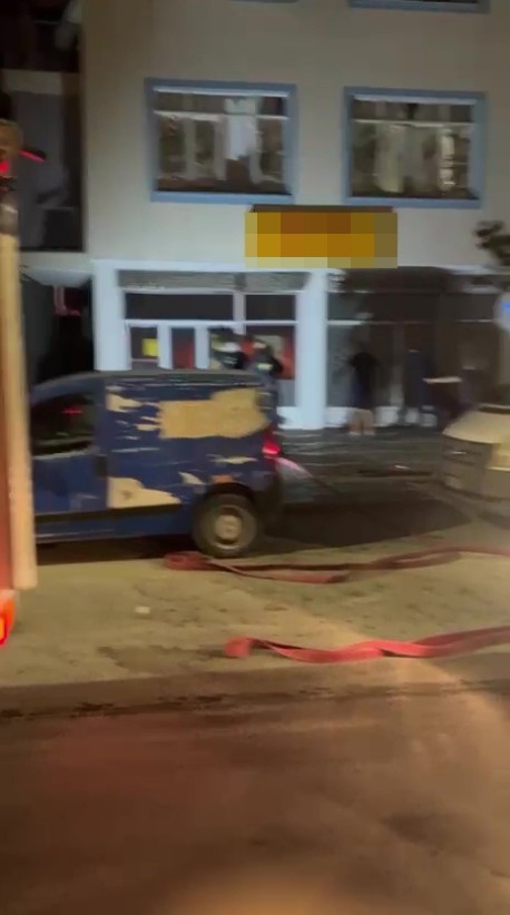 &Ccedil;ocukların dikkati yangının b&uuml;y&uuml;mesini engelledi
