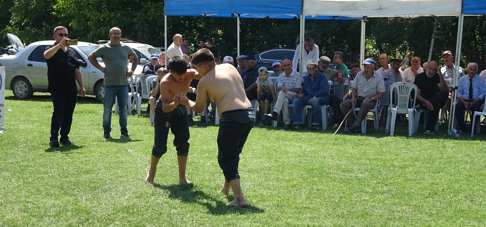 K&uuml;tahya&rsquo;da &rsquo;ş&uuml;k&uuml;r ve hayır yemeği&rsquo; etkinliği
