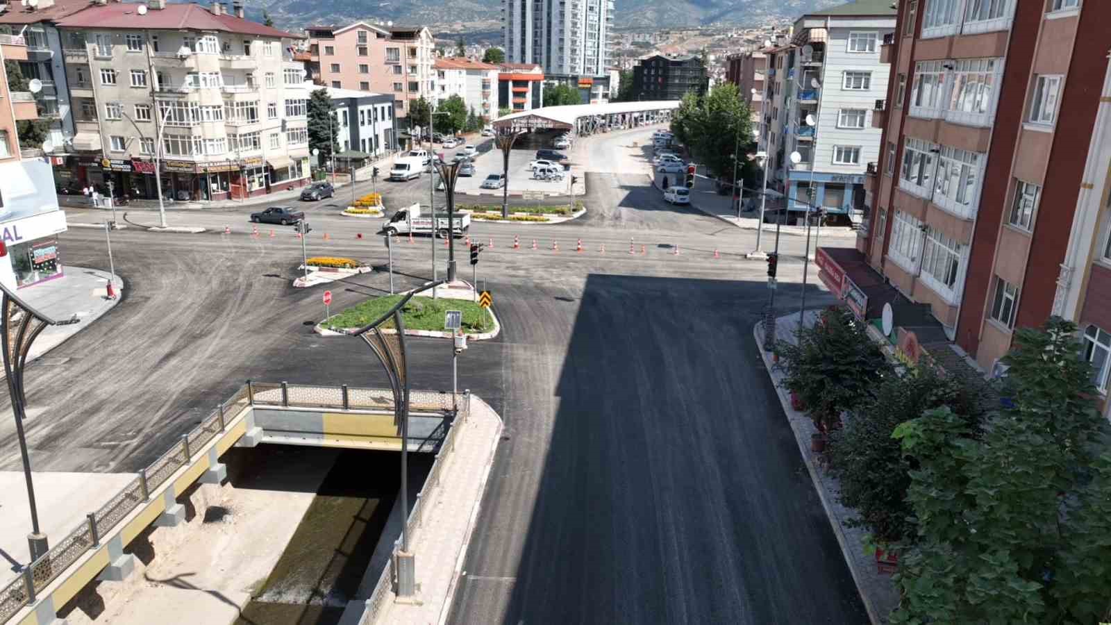 Tokat Belediyesi’nden eski niksar yolu kavşağı’na modern dokunuş