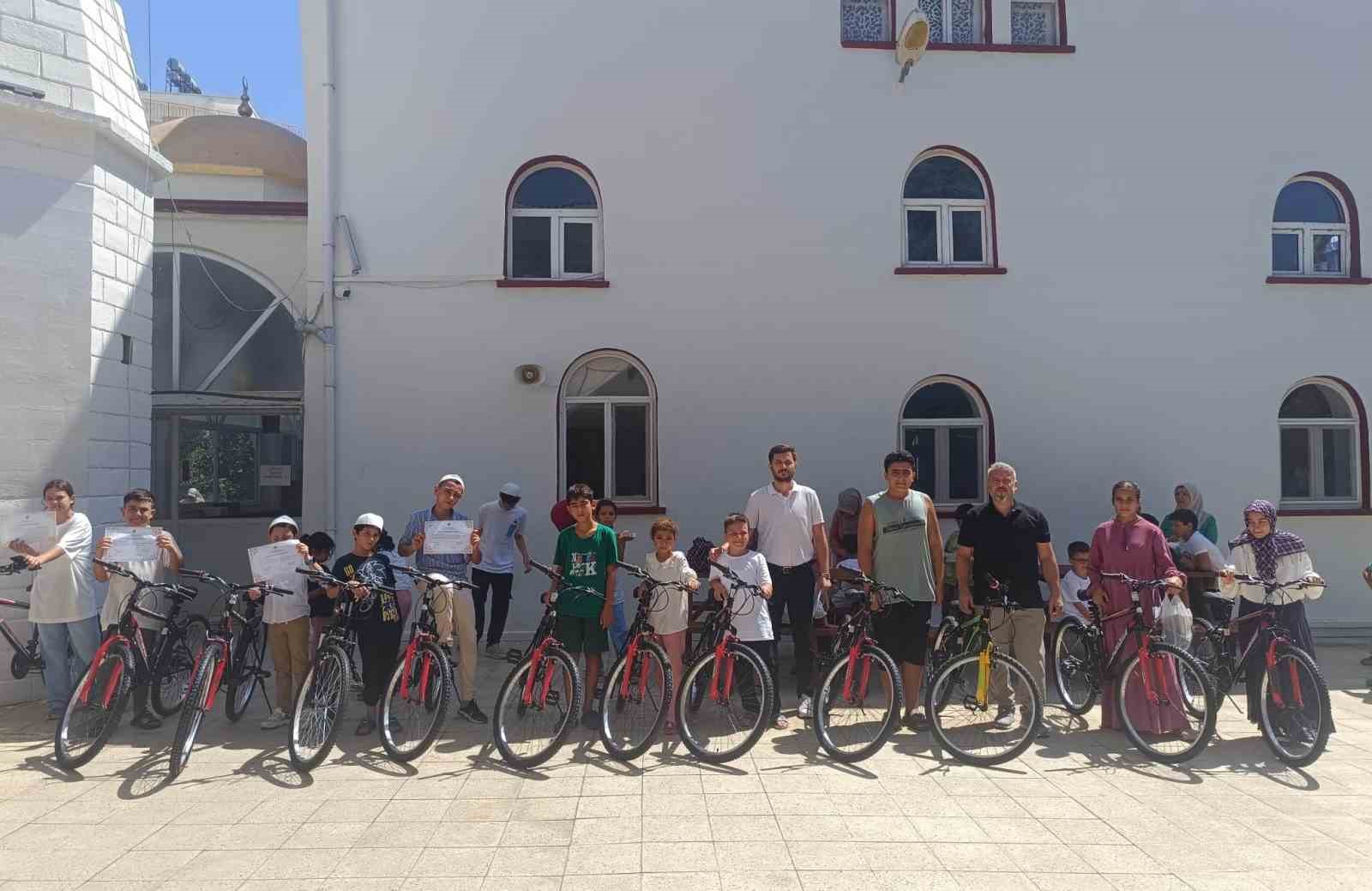 Anamur’da ’40 Günlük Sabah Namazı Seferberliği’ ödüllerle taçlandı