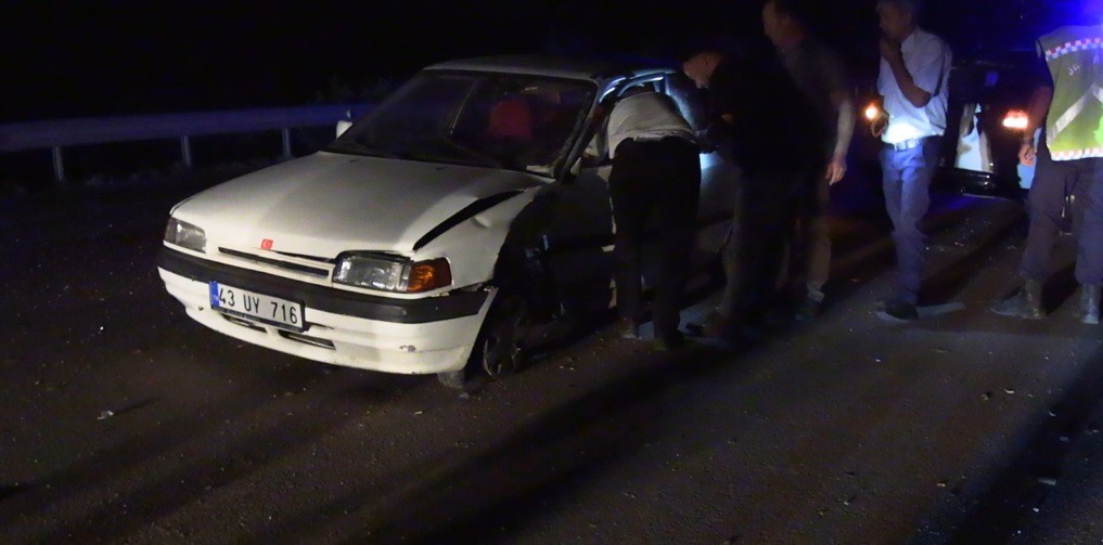 Tavşanlı’da trafik kazası: 5 yaralı