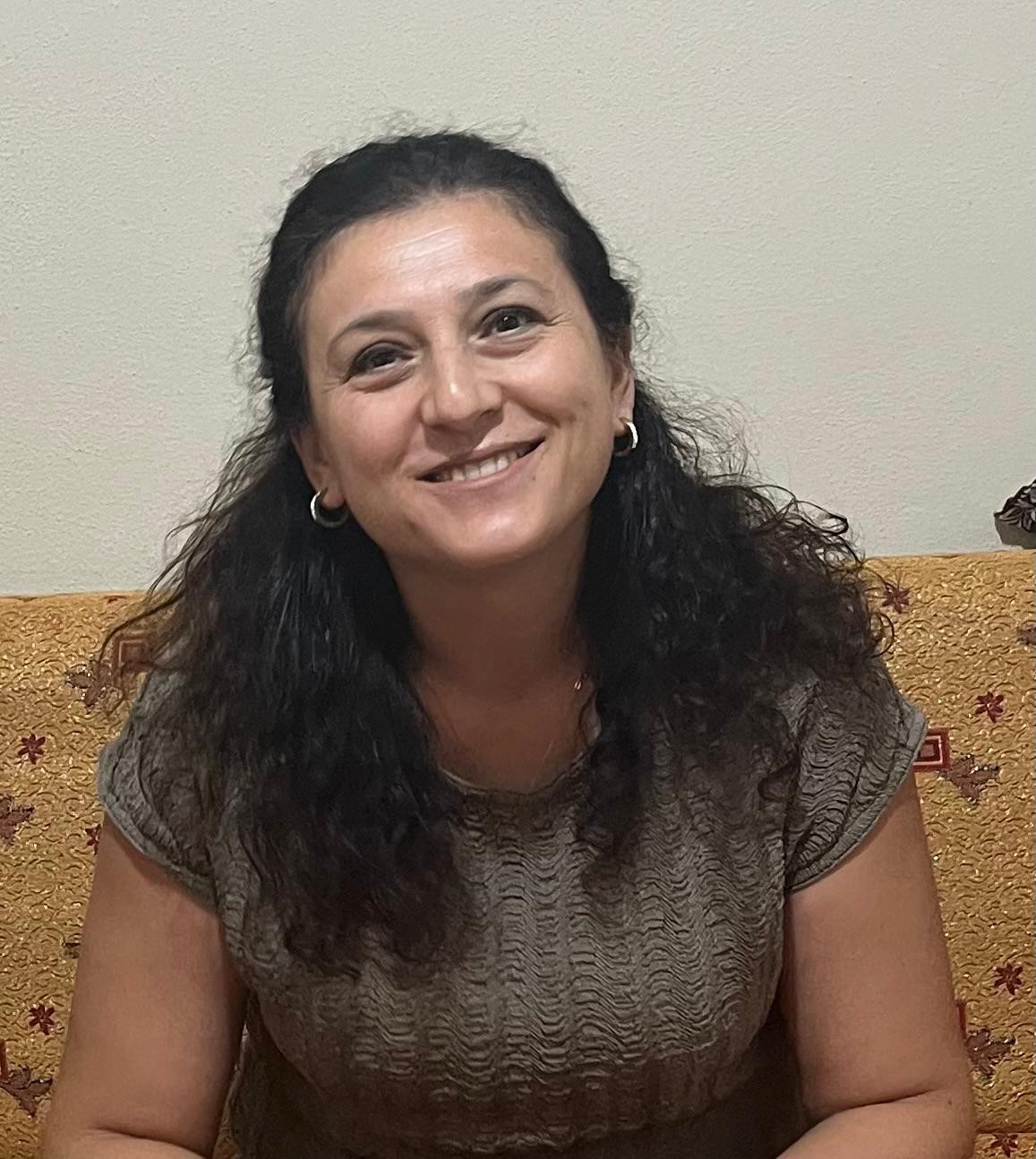 Seyir halindeki minib&uuml;sten d&uuml;şen ebe hayatını kaybetti
