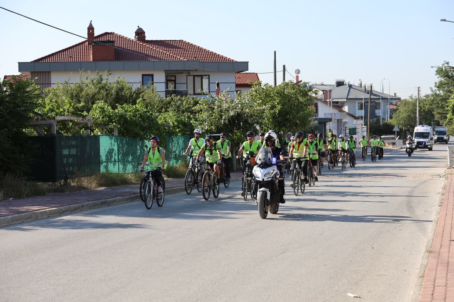 Konya B&uuml;y&uuml;kşehir bisiklet tutkunları i&ccedil;in tarih ve doğa turları d&uuml;zenliyor
