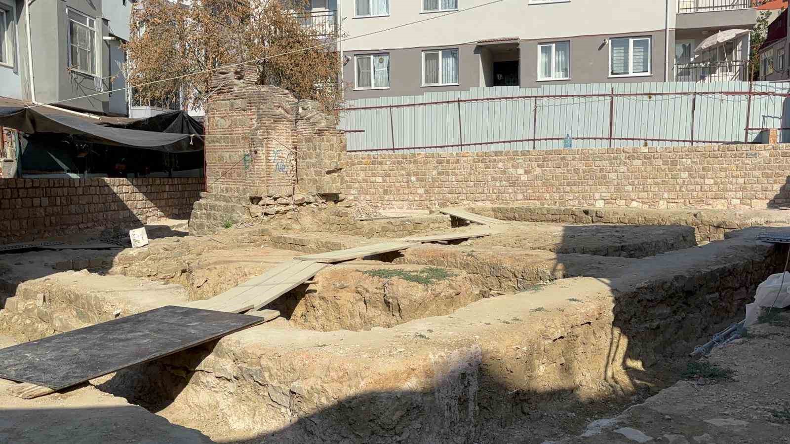 Edirne&rsquo;de yıkık haldeki tarihi &Ccedil;okalca Camisi yeniden ayağa kaldırılıyor
