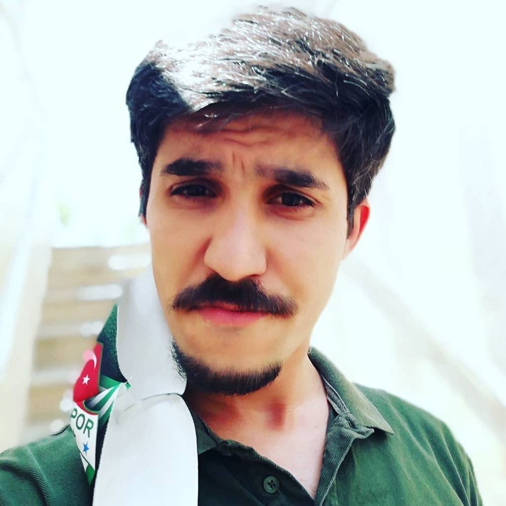 Arkadaşı tarafından tüfekle vurulan 32 yaşındaki adam son yolculuğuna uğurlandı