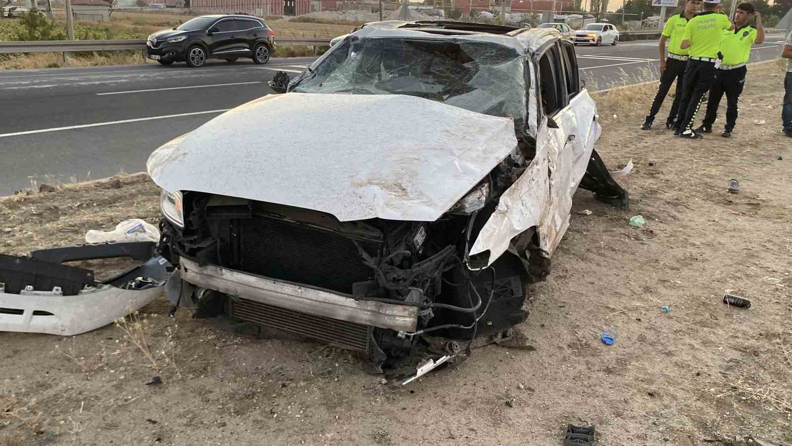 Aksaray’da gurbetçi ailenin aracının takla attığı kazada ölü sayısı 2’ye yükseldi