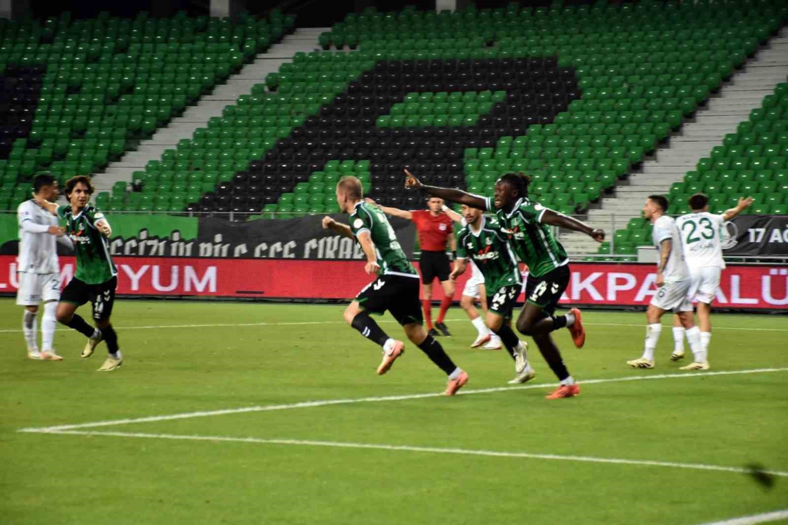 Trendyol 1. Lig: Sakaryaspor: 3 - Iğdır FK: 2
