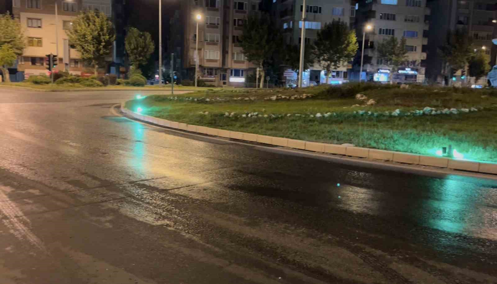&Ccedil;orlu&rsquo;da elektrikli motosikletli kaygan zeminde devrildi: 1 yaralı
