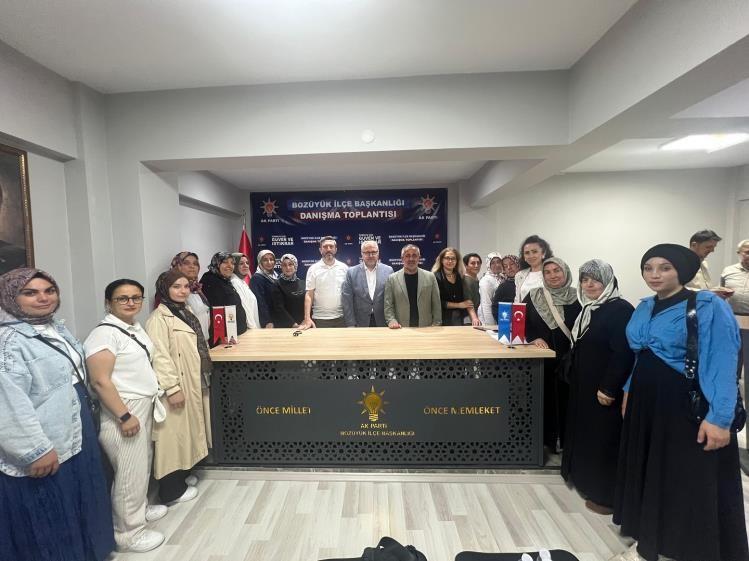 AK Parti heyeti Bozüyük’te bir araya geldi