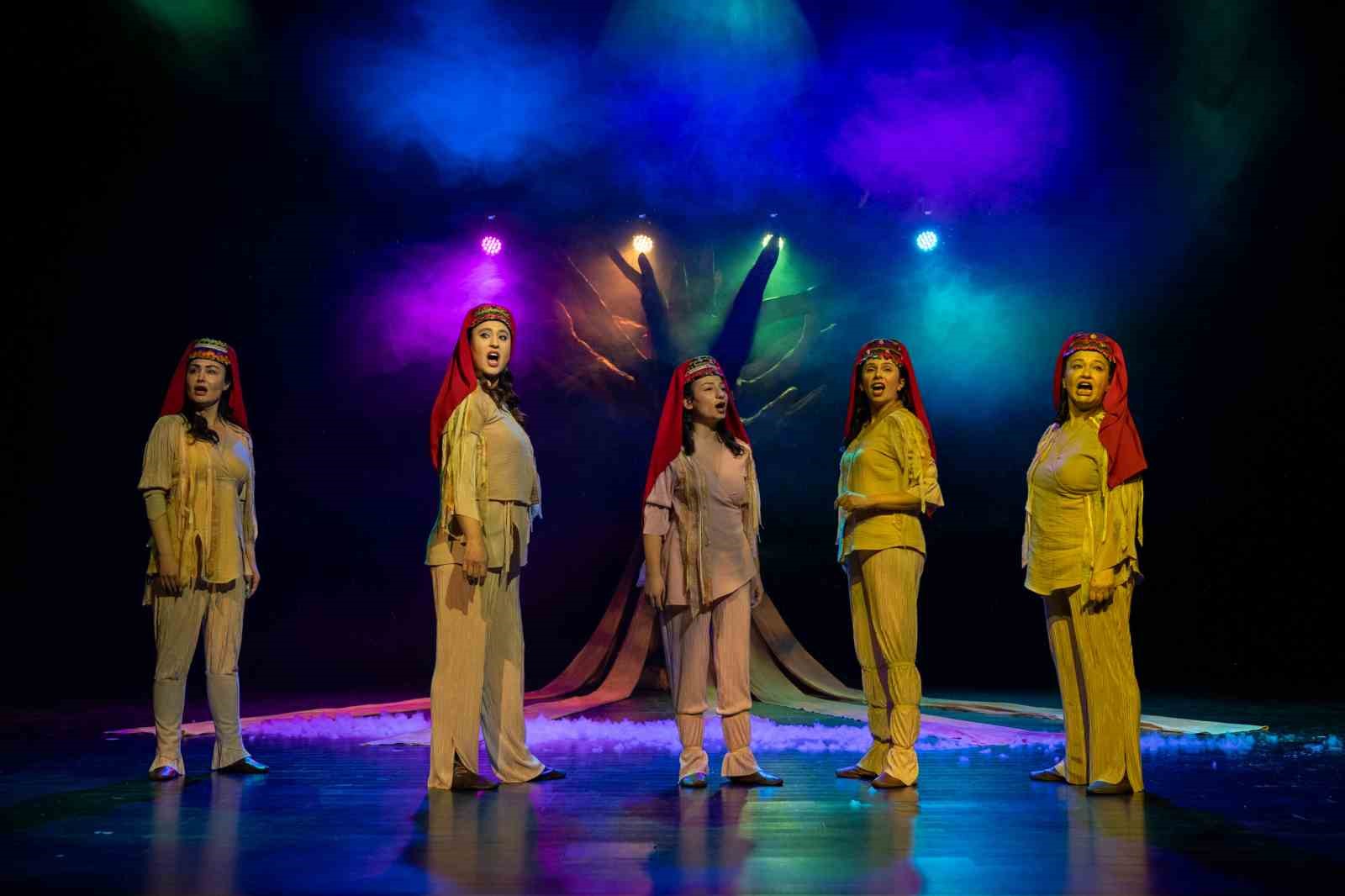 Mersin Büyükşehir Belediyesi Şehir Tiyatrosu’na uluslararası 2 ödül