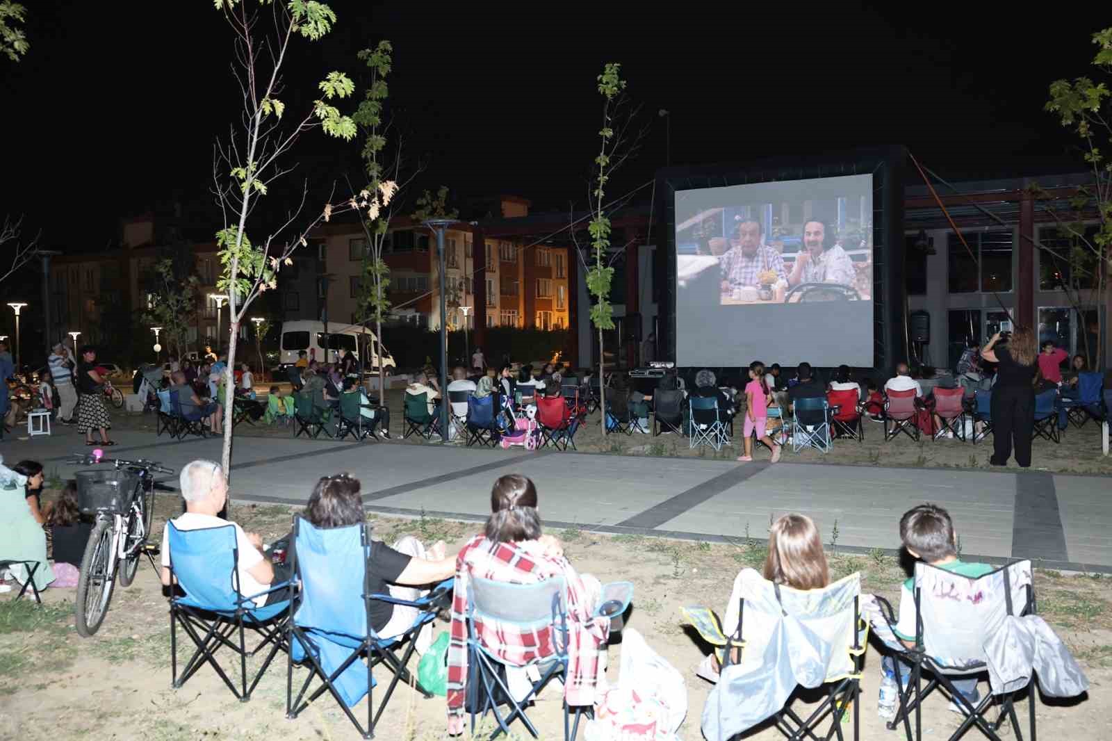 Pancar Deposu&rsquo;nda a&ccedil;ık havada sinema keyfi
