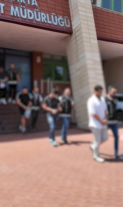 Isparta’da son 7 günde düzenlenen 19 operasyonda zehir zinciri kırıldı