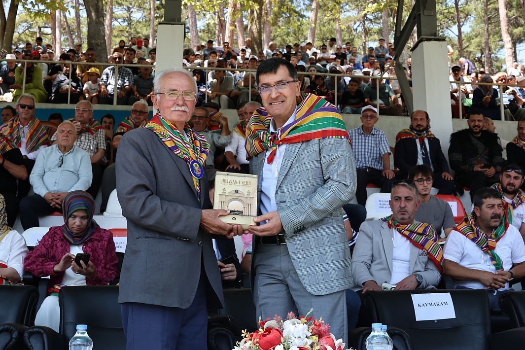 Başkan Kahveci: "Ata sporumuz yağlı güreşleri yaşatacağız"