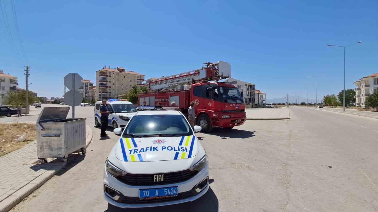 Binanın teras katında &ccedil;ıkan yangın b&uuml;y&uuml;meden s&ouml;nd&uuml;r&uuml;ld&uuml;
