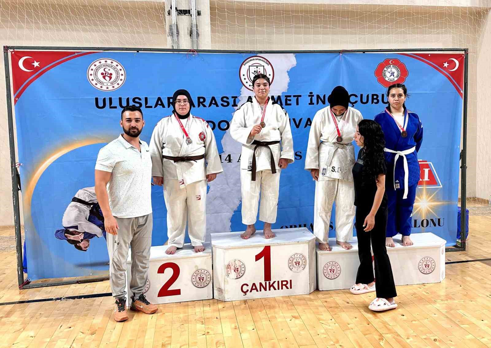 Judo Turnuvası’nda Niğdeli sporculardan büyük başarı
