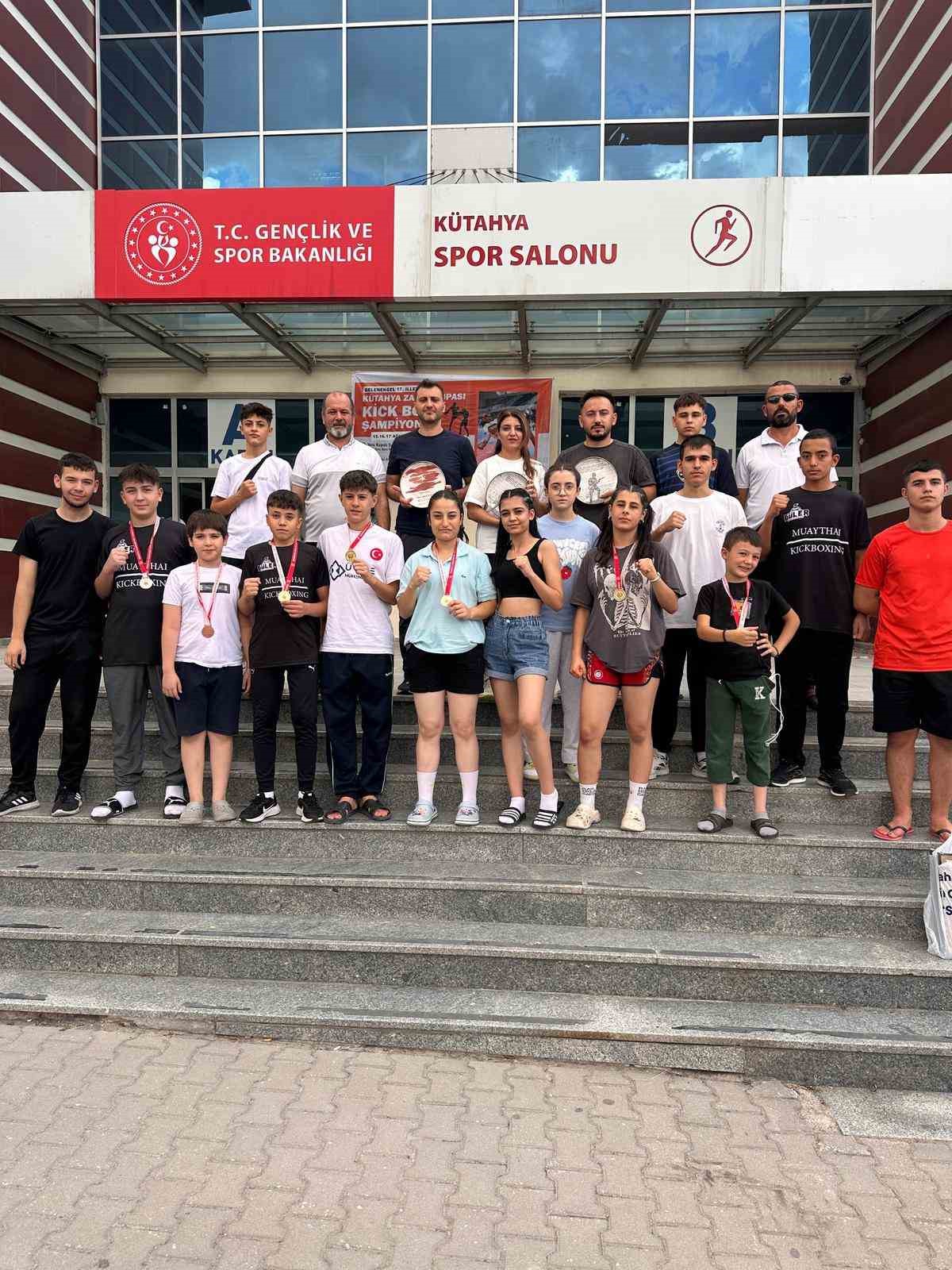 Niğdeli sporculardan Zafer Kupası’nda göz kamaştıran performans