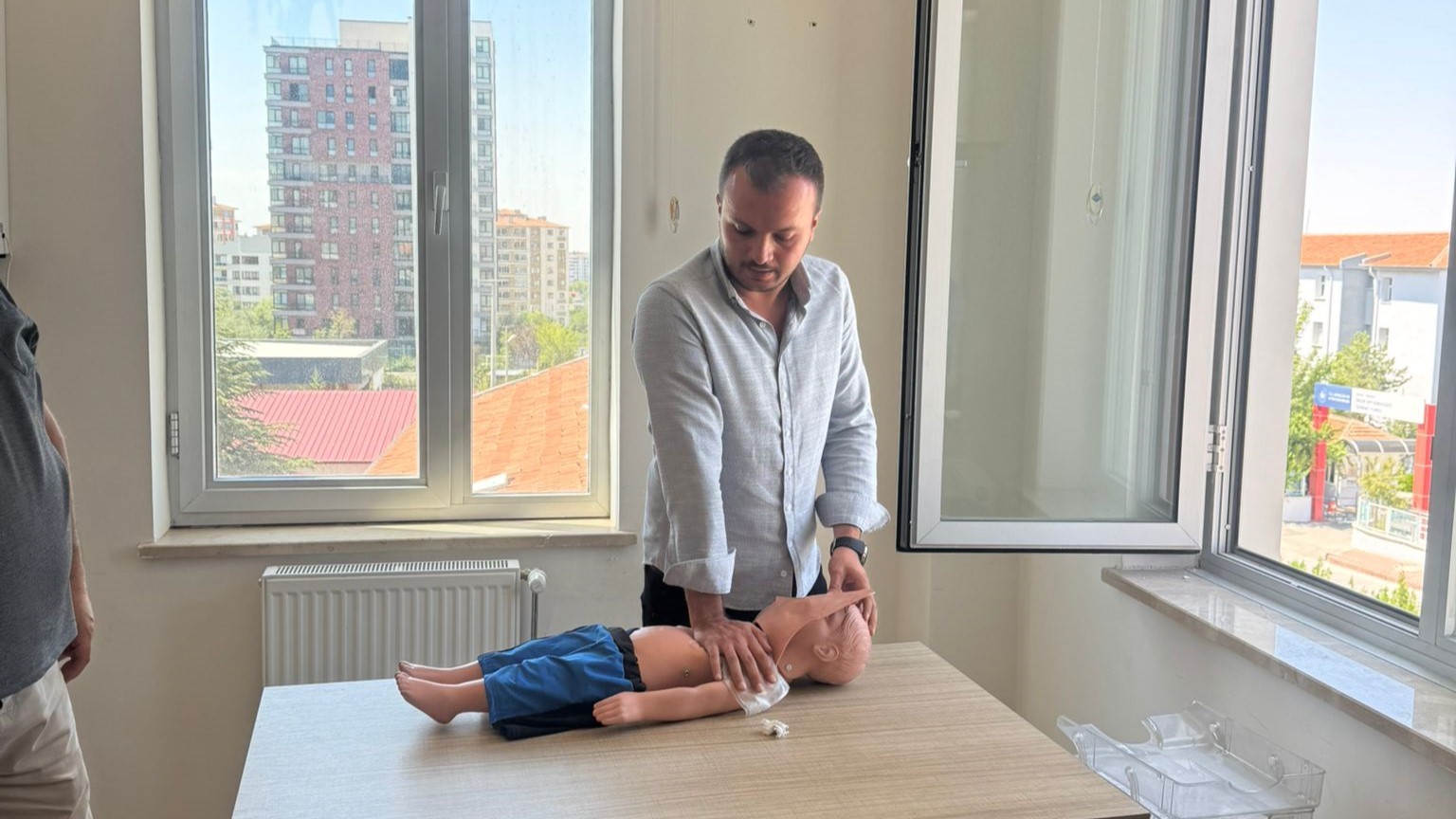 Niğde Belediyesi personeline temel ilk yardım eğitimi verildi
