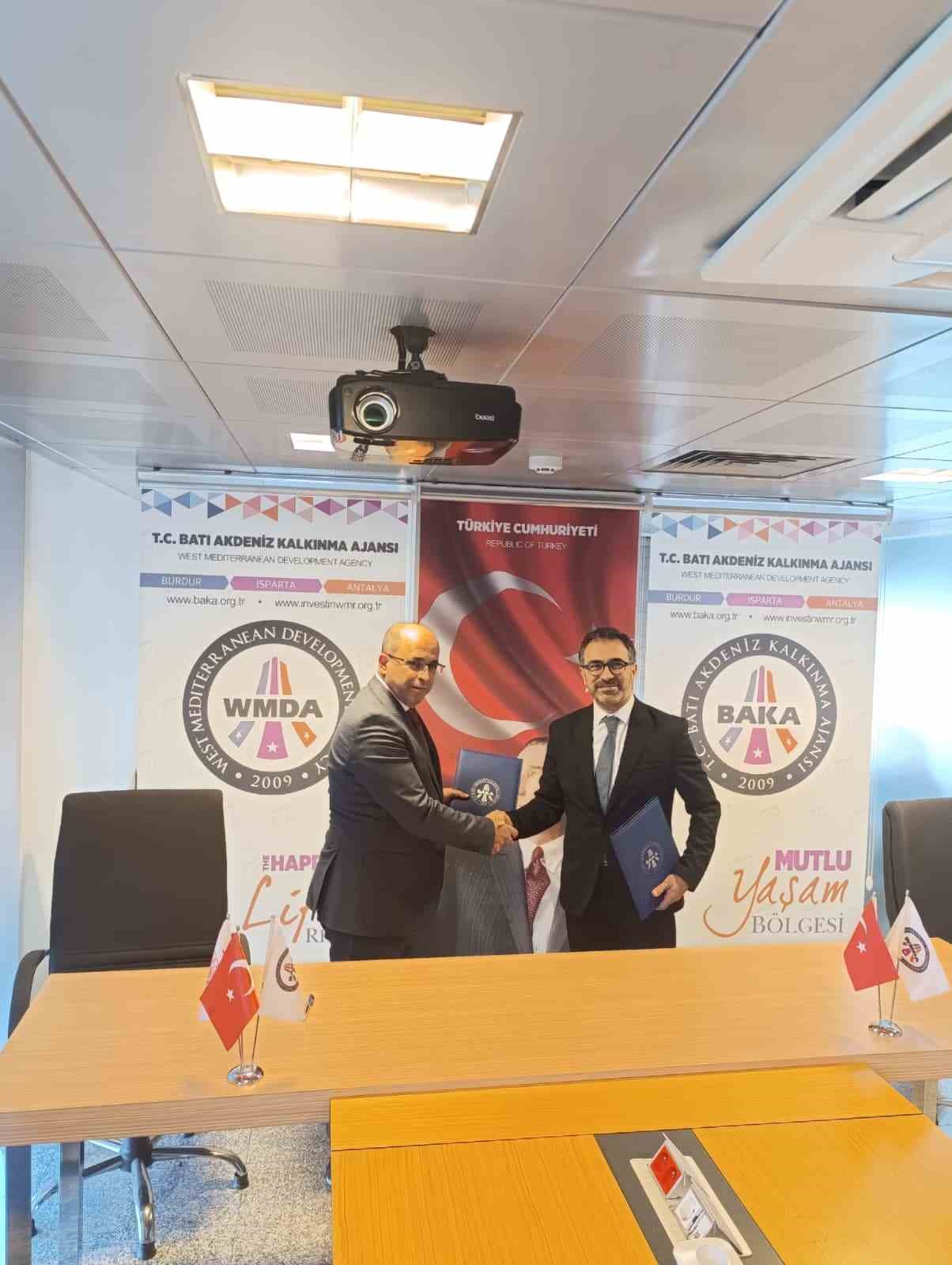 BAKA&rsquo;dan Demre tarımına stratejik destek: "Tuzlanmaya Karşı Yağmur Suyu Hasadı" Projesi hayata ge&ccedil;iyor
