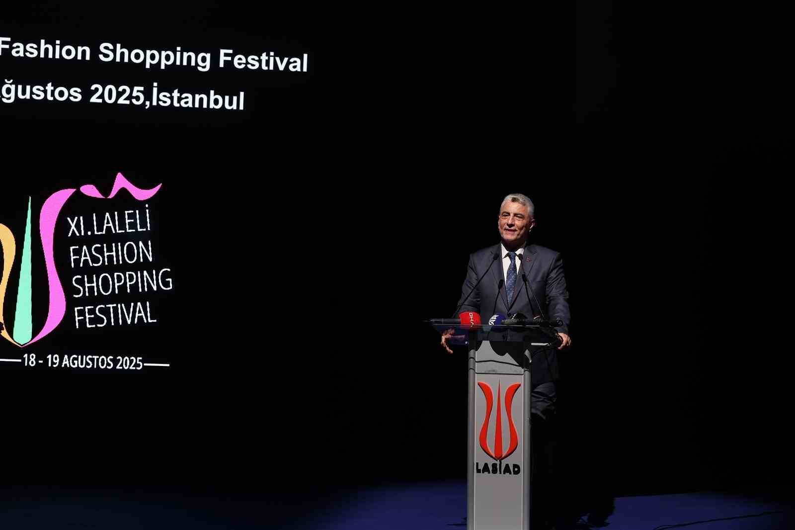 Ticaret Bakanı Bolat: "Yıl sonunda ihracatta 390 milyar doları aşacağız"
