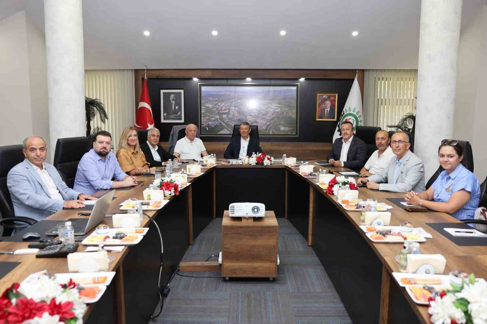 Moda ve Hazır Giyim Federasyonu ve DETGİS’den Denizli OSB’ye önemli ziyaret