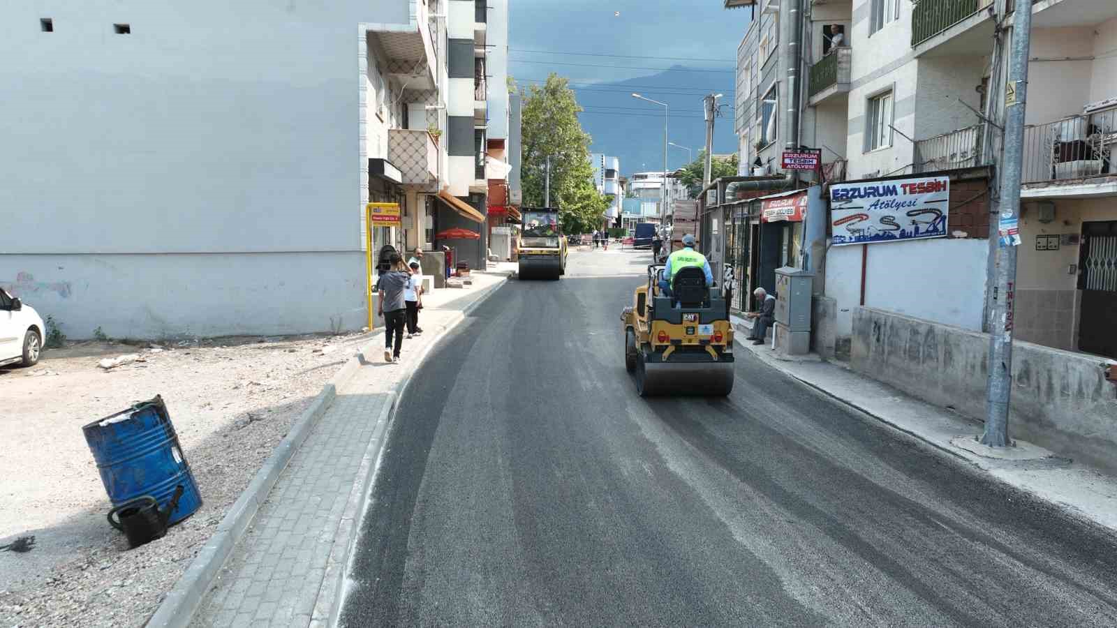 G&uuml;rsu Yenidoğan&rsquo;a 7,5 milyon liralık asfalt yatırımı
