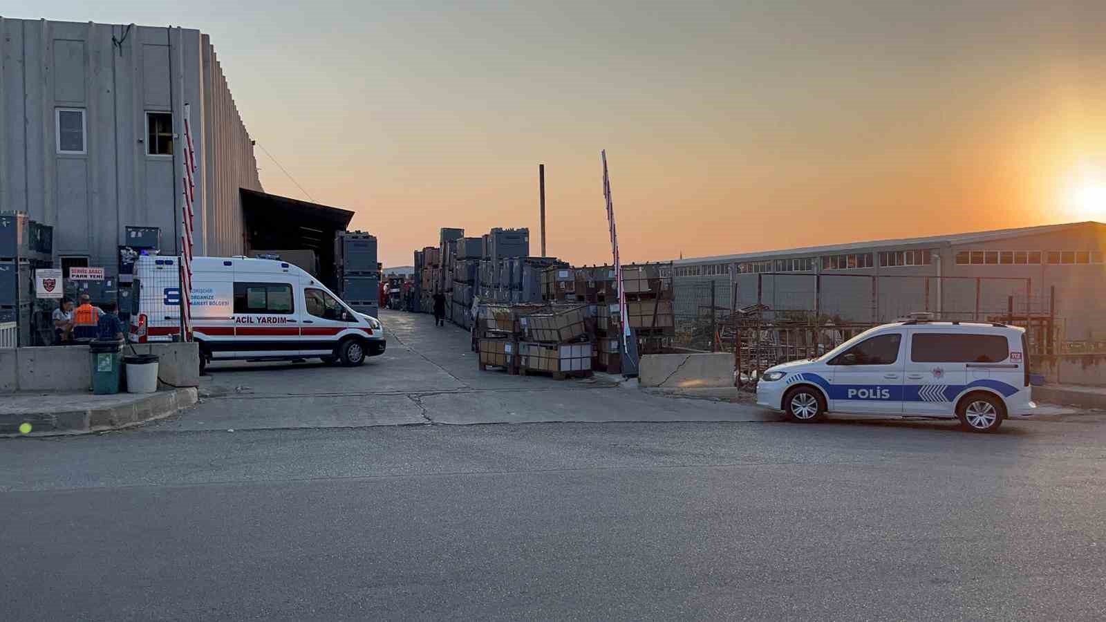 Makineye sıkışan 33 yaşındaki işçi hayatını kaybetti