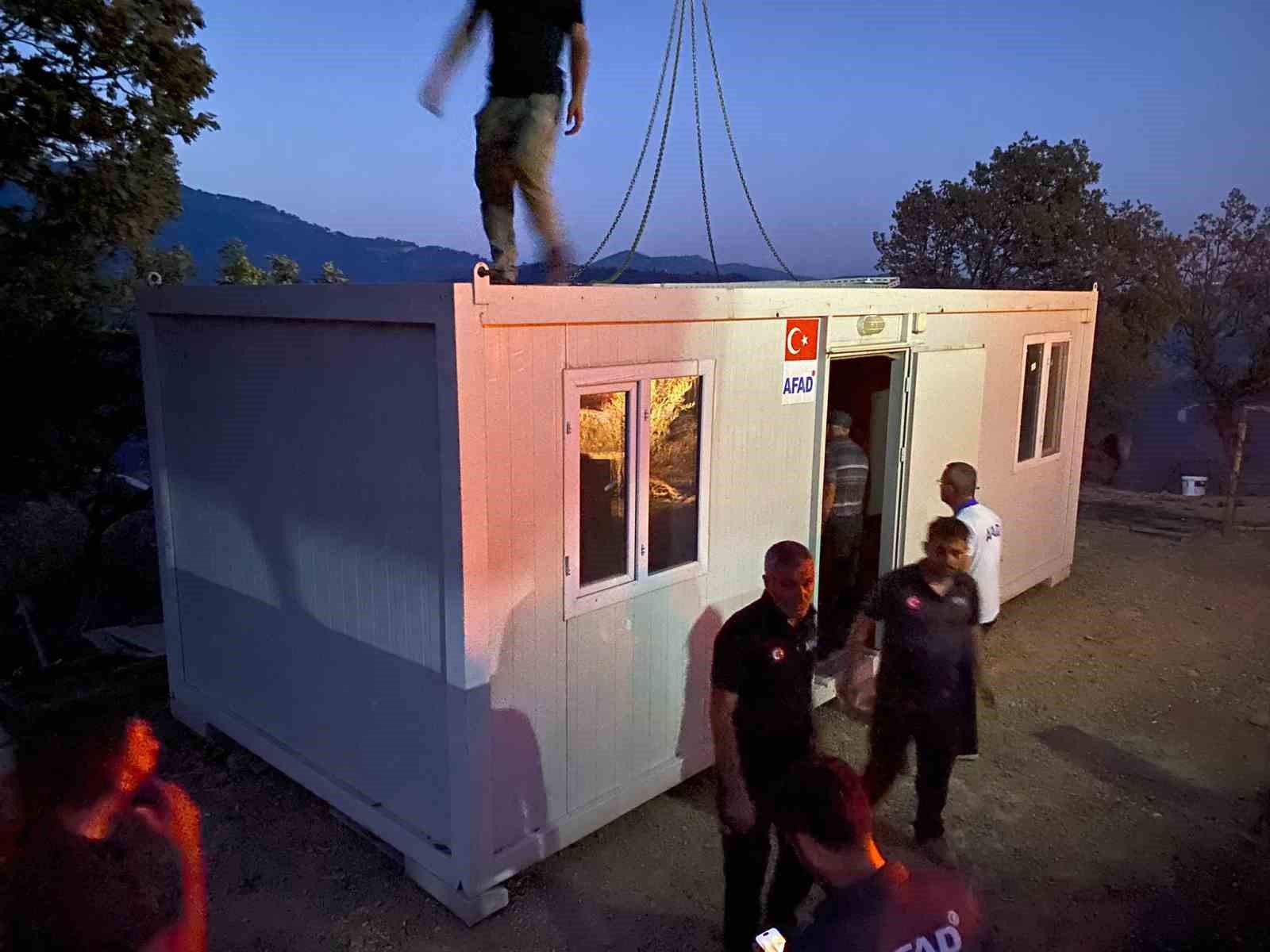 Orman yangınında evleri yananlar için konteynerler yerleştirilmeye başlandı