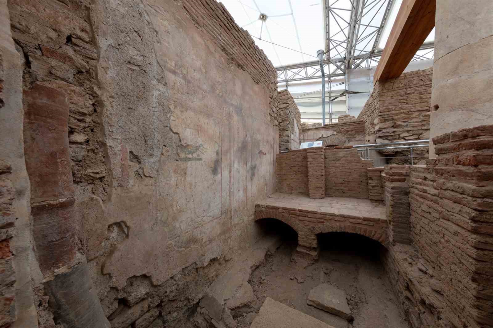 Cengiz Holding&rsquo;den Efes&rsquo;e k&uuml;lt&uuml;rel miras desteği
