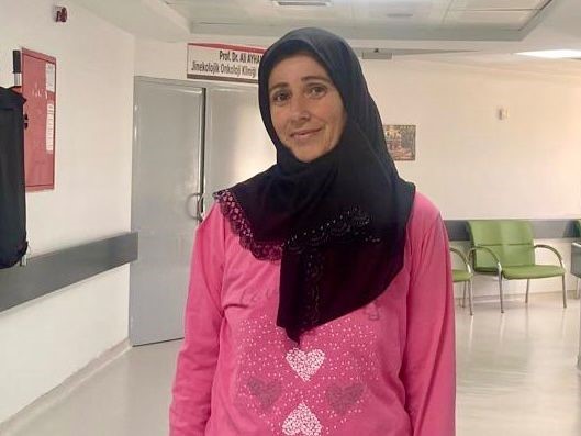 Diyarbakır&rsquo;da 6,5 kiloluk kitle başarıyla &ccedil;ıkarıldı
