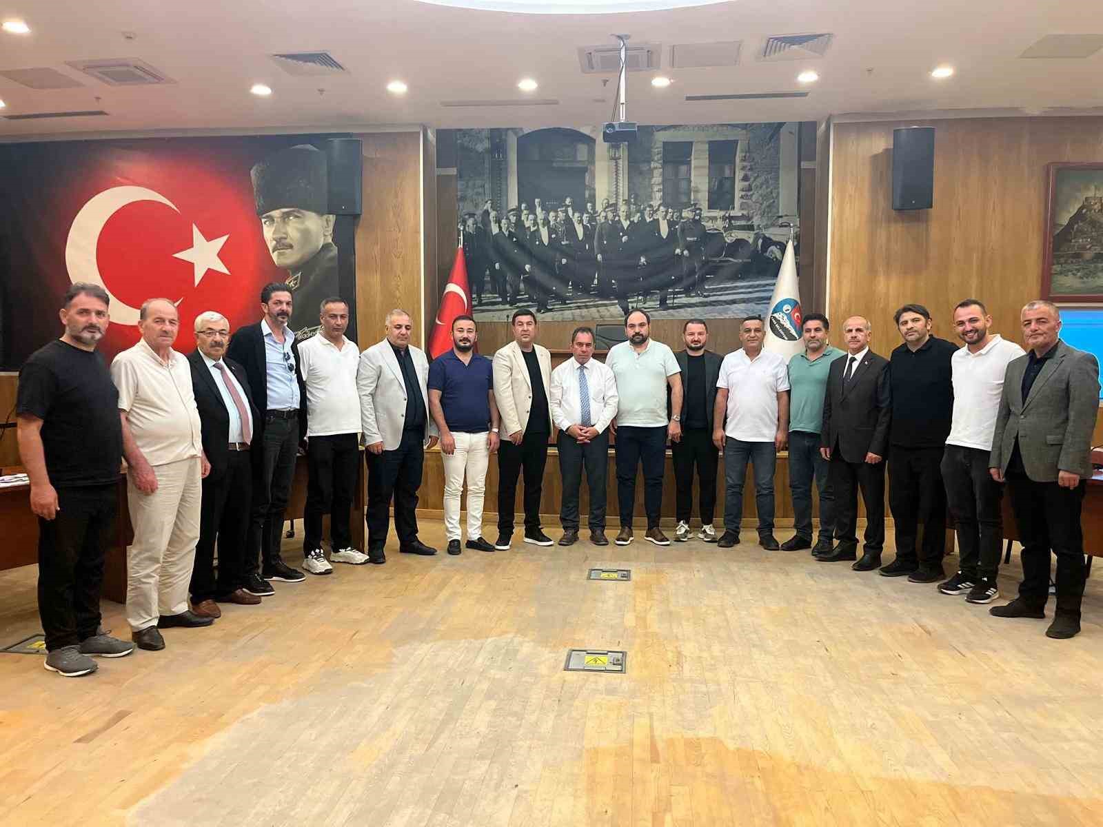 Kars 36 Spor’a destek çığ gibi büyüyor