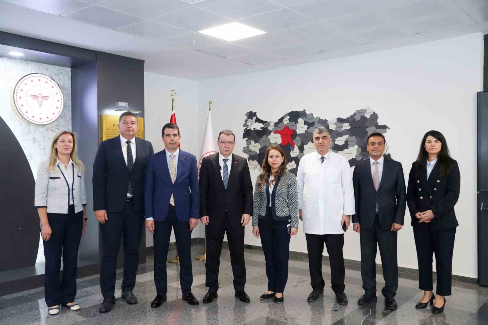 Hastanelerde hijyen i&ccedil;in QR kodlu yeni d&ouml;nem: Temizlik ihtiyacı anında bildirilecek
