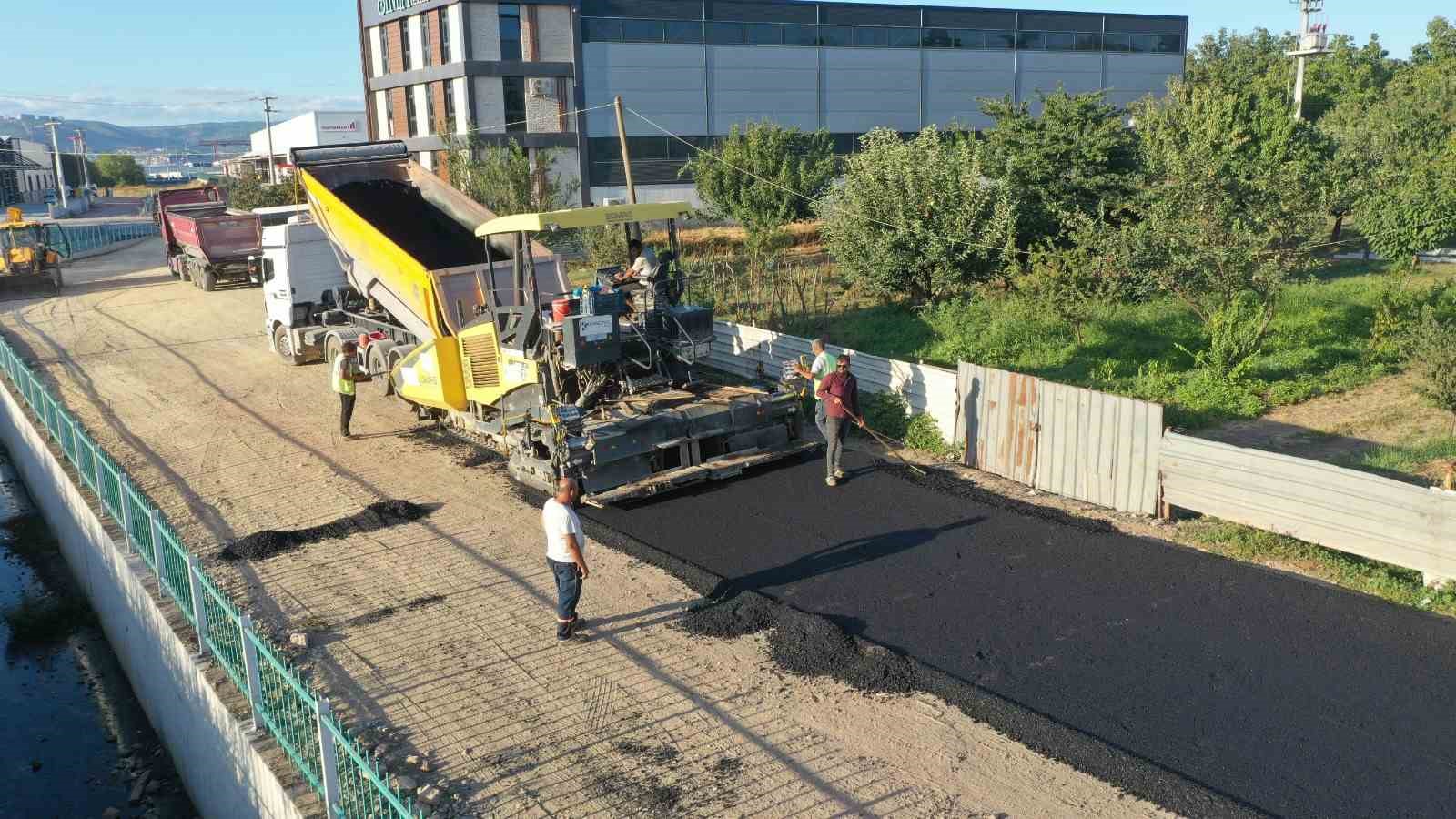 Başiskele’de asfalt seferberliği