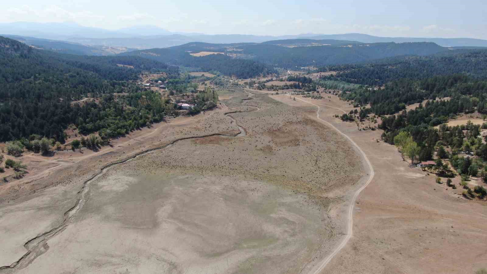 Kastamonu&rsquo;nun su ihtiyacını karşılayan barajda su seviyesi y&uuml;zde 24&rsquo;e d&uuml;şt&uuml;
