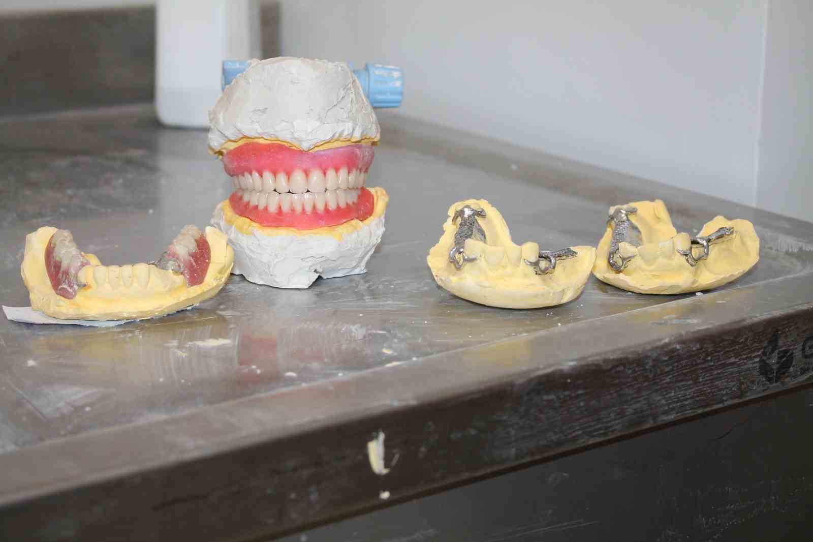 Midyat Ağız ve Diş Sağlığı Merkezinde modern protez uygulamaları yapılmaya başlandı
