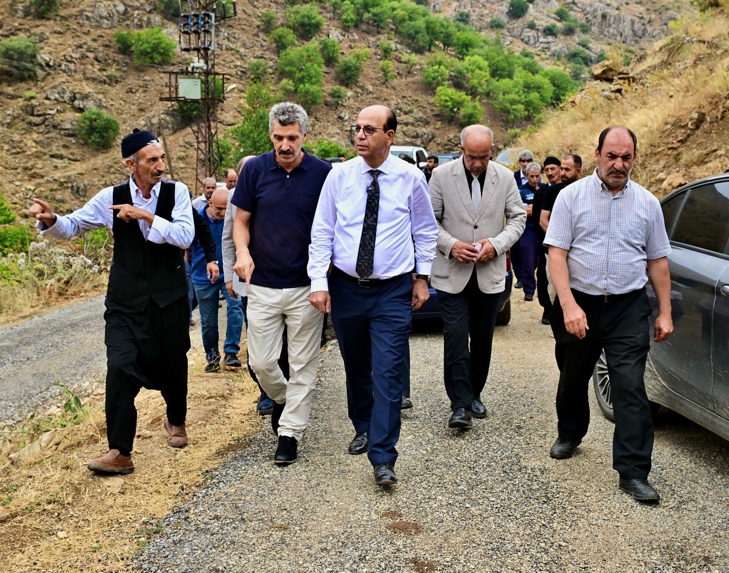 Yeşilyurt&rsquo;ta kırsal yollar sathi asfaltla buluşuyor
