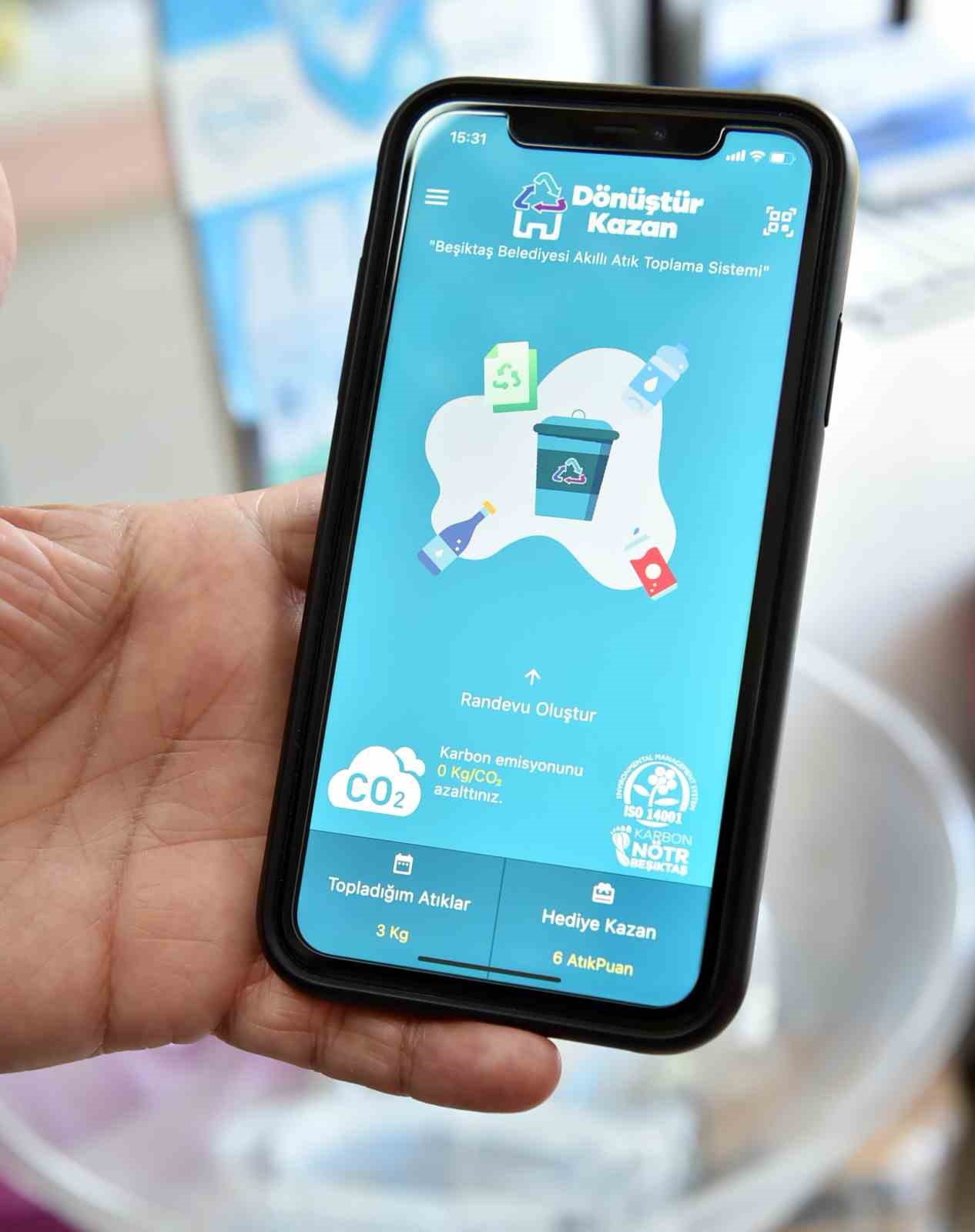 Beşiktaş&rsquo;ta "D&ouml;n&uuml;şt&uuml;r Kazan" uygulamasıyla katı atıklar doğadan uzaklaştırılıyor
