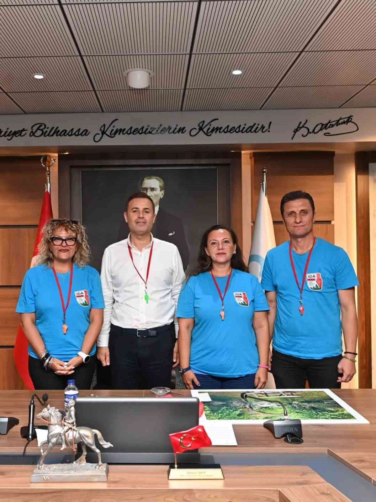 İDA SAR ekibinden Başkan Akın&rsquo;a ziyaret
