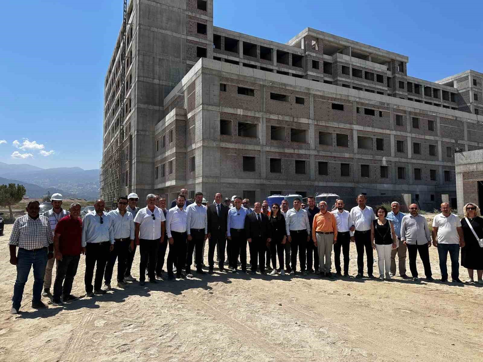 AK Parti’li Baybatur: "400 Yataklı Hastanemize İsmail Bilen Milletvekilimizin adı verilecek"