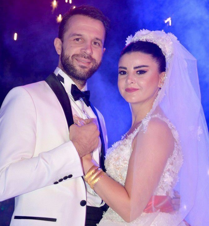 Manisalı şehit astsubayın tedavi g&ouml;ren babası hayatını kaybetti
